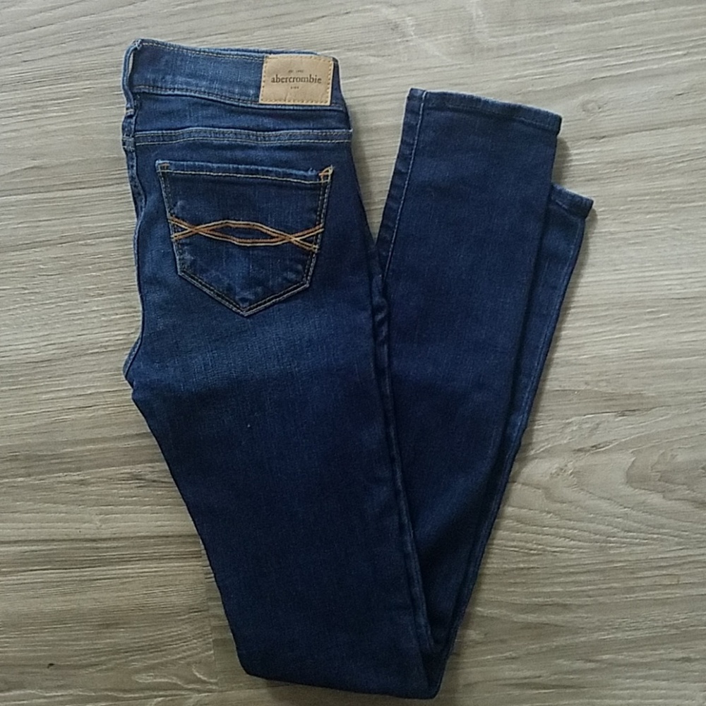 Abercrombie girls jeans